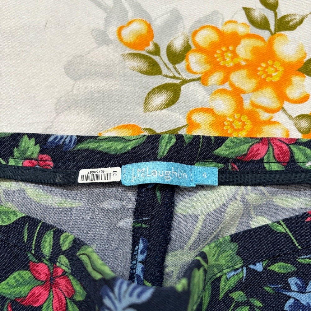 J. Mclaughlin Size 4 Patterned Pants - image 6